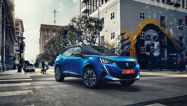 Peugeot 2008 (2023) - Diesel - Automatic
