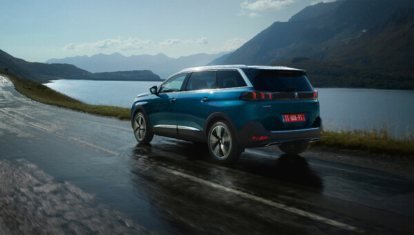 Peugeot 5008 (2023) - Diesel - Automatic