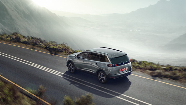 Peugeot 5008 (2023) - Diesel - Automatic