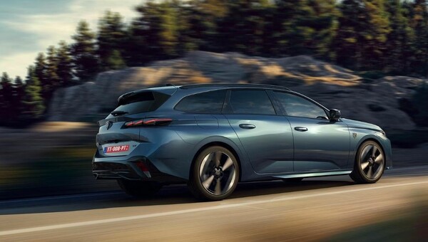 Peugeot 308 SW (2026) - Automatic gearbox