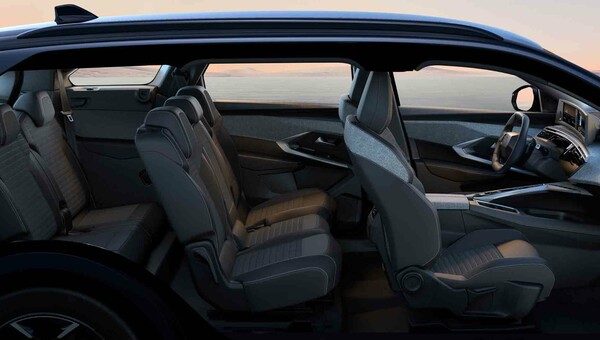 Peugeot 5008 (2026) - Automatic gearbox