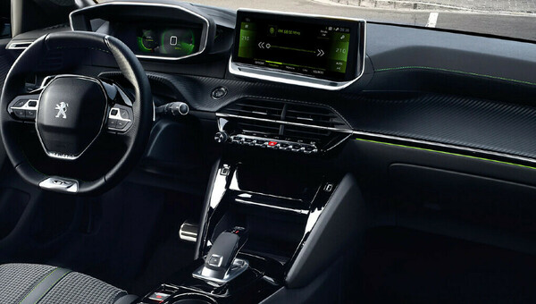 Peugeot 208 (2023) - Petrol - Manual