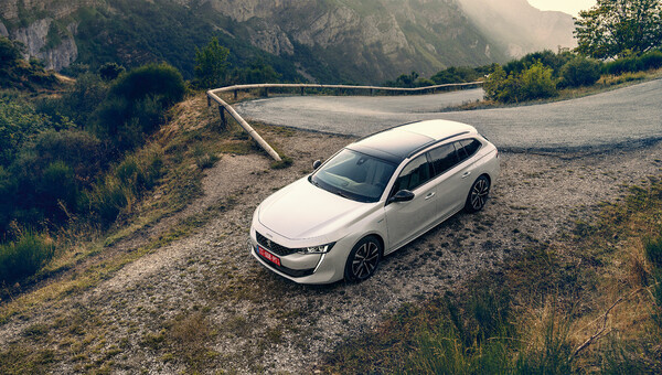 Peugeot 508 SW (2023) - Hybrid Petrol - Automatic