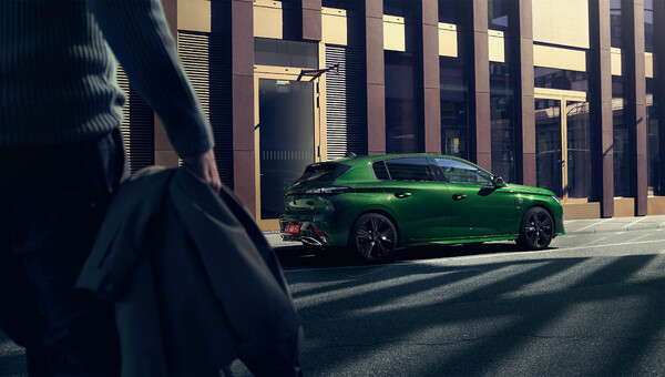 Peugeot 308 (2023) - Petrol - Automatic gearbox