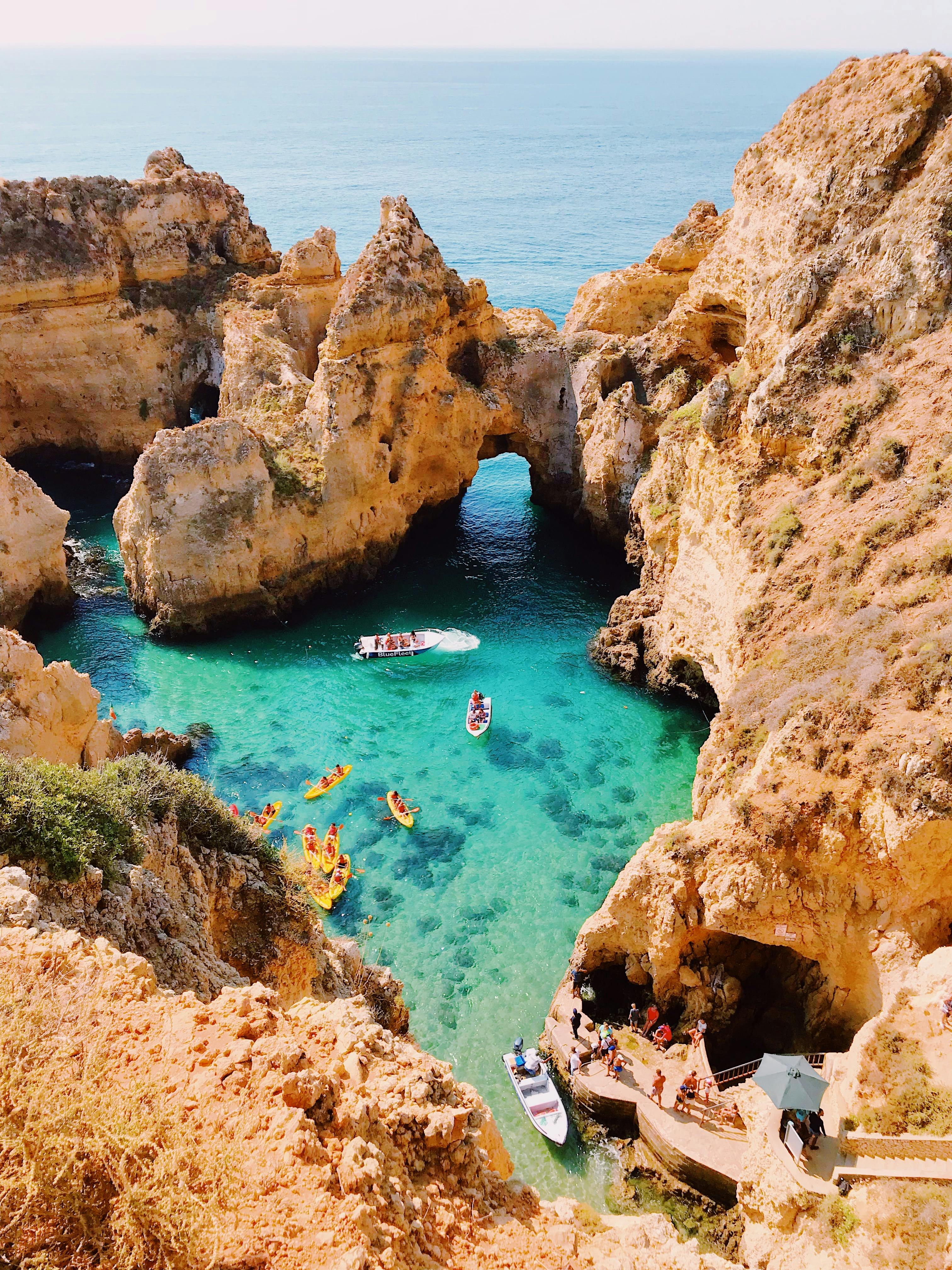 Places not to be missed in Athens